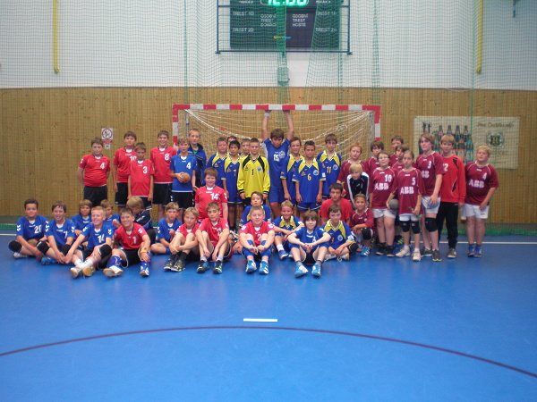 Turnaj mladších žáků - 85.výročí házené v Bělé p. B.