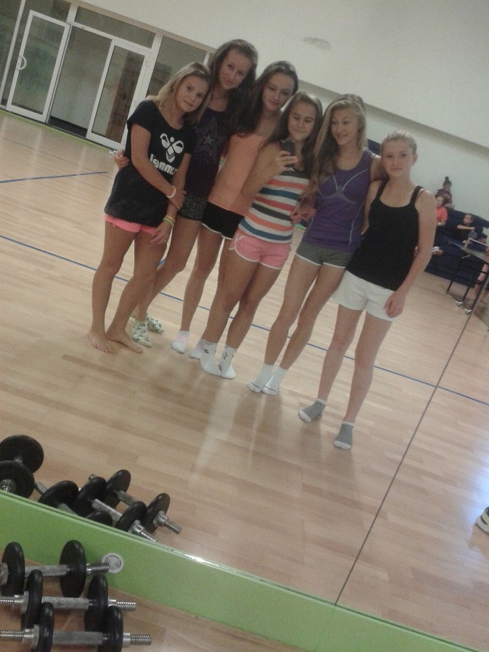 Starší žákyně - soustředění - fotka 3