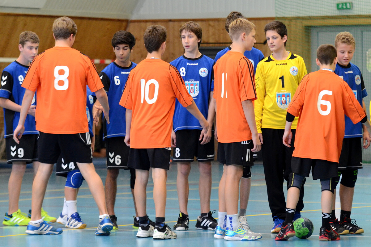 5.mistrovský turnaj starších žáků - Bělá pod Bezdězem 12.10.2014 - fotka 2