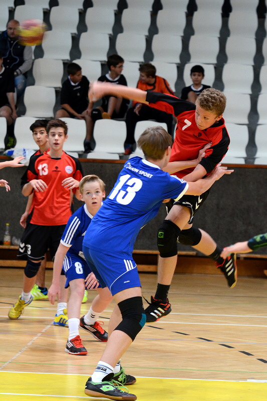 Starší žáci zakončili podzimní část dobrým výkonem - fotka 9