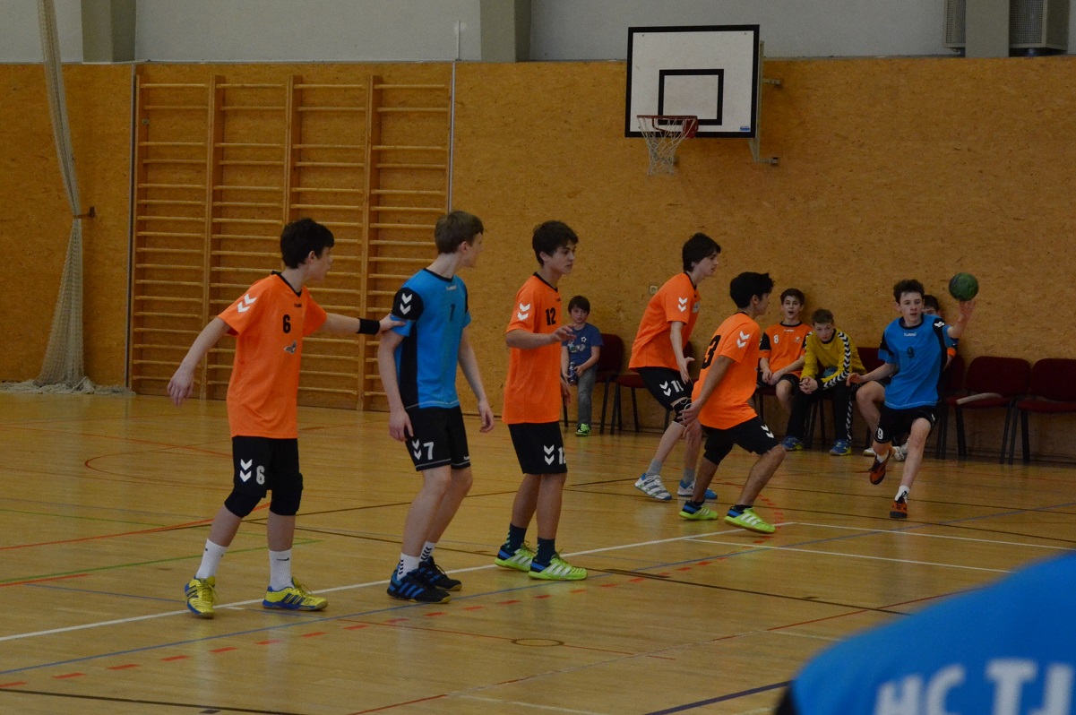 3.kolo Žákovské ligy - Liberec 28.2. 2015 - fotka 5