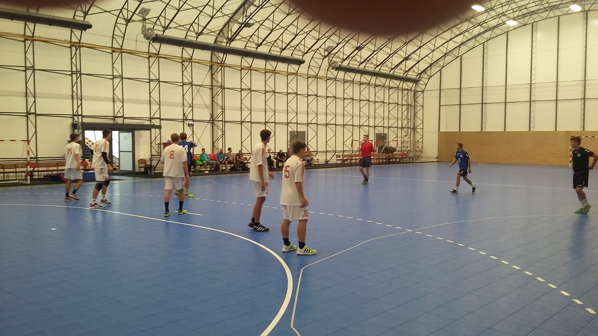 Přípravné zápasy starších a mladších dorostenců v Úvalech - fotka 4