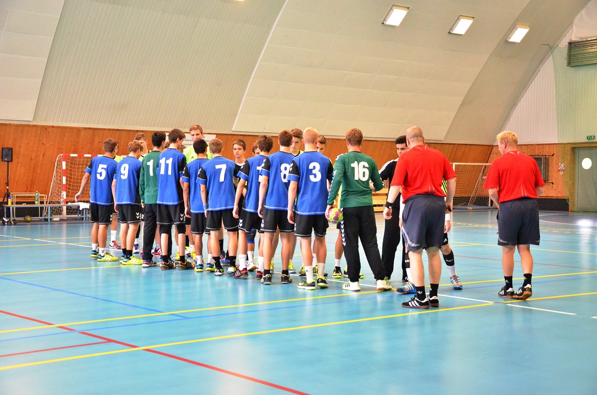 2.kolo II.ligy ml. dorostu: Sokol Bělá - Loko Louny 22:39 (7:19)