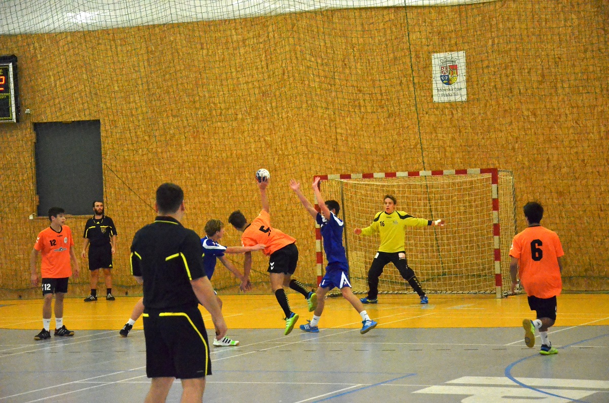 5.kolo II.ligy ml.dorostu: Sokol Vršovice - Sokol Bělá 19:26 ( 8:11 ) - fotka 5