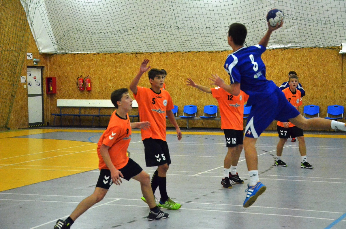 5.kolo II.ligy ml.dorostu: Sokol Vršovice - Sokol Bělá 19:26 ( 8:11 ) - fotka 7