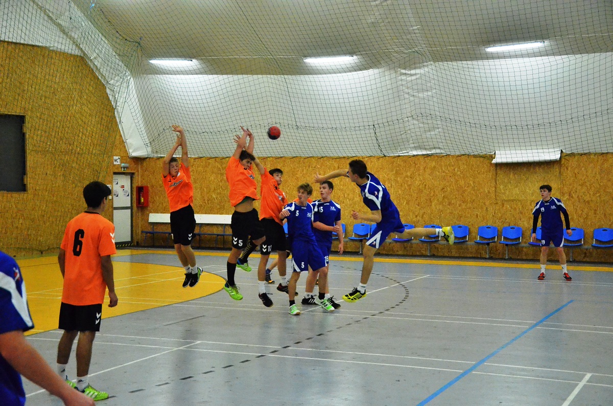 5.kolo II.ligy ml.dorostu: Sokol Vršovice - Sokol Bělá 19:26 ( 8:11 ) - fotka 9