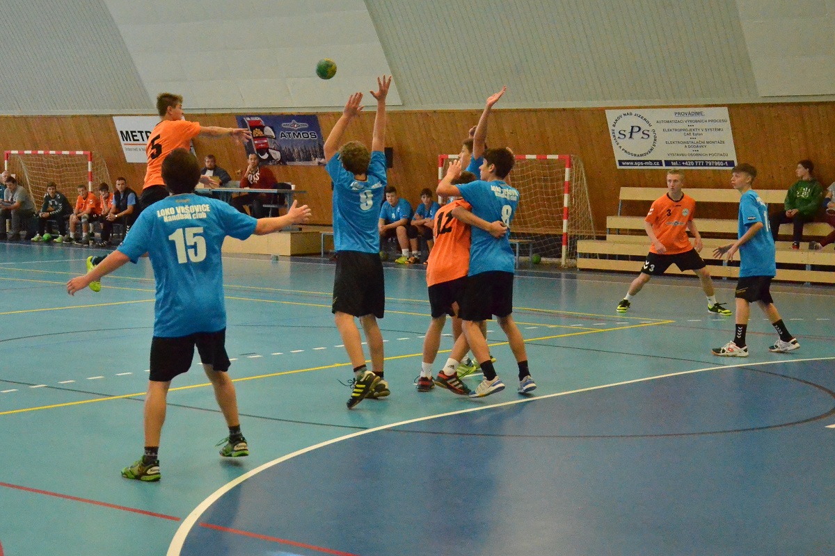 6.kolo II.ligy ml.dorostu: Sokol Bělá - Loko Vršovice 37:13 ( 21:4 ) - fotka 7