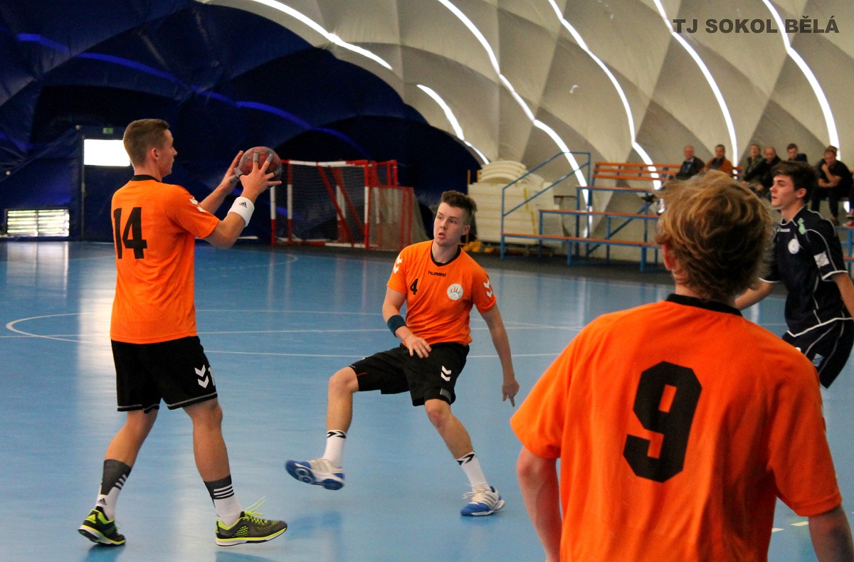 Debakly dorostenců v Pardubicích