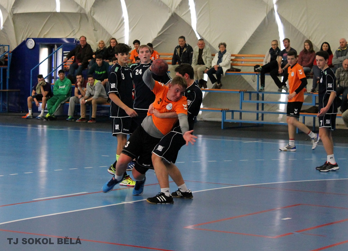 Debakly dorostenců v Pardubicích - fotka 5