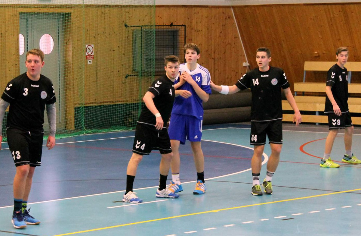 STD 2. liga: Sokol Bělá – Dvůr Králové 19:26 (10:12)