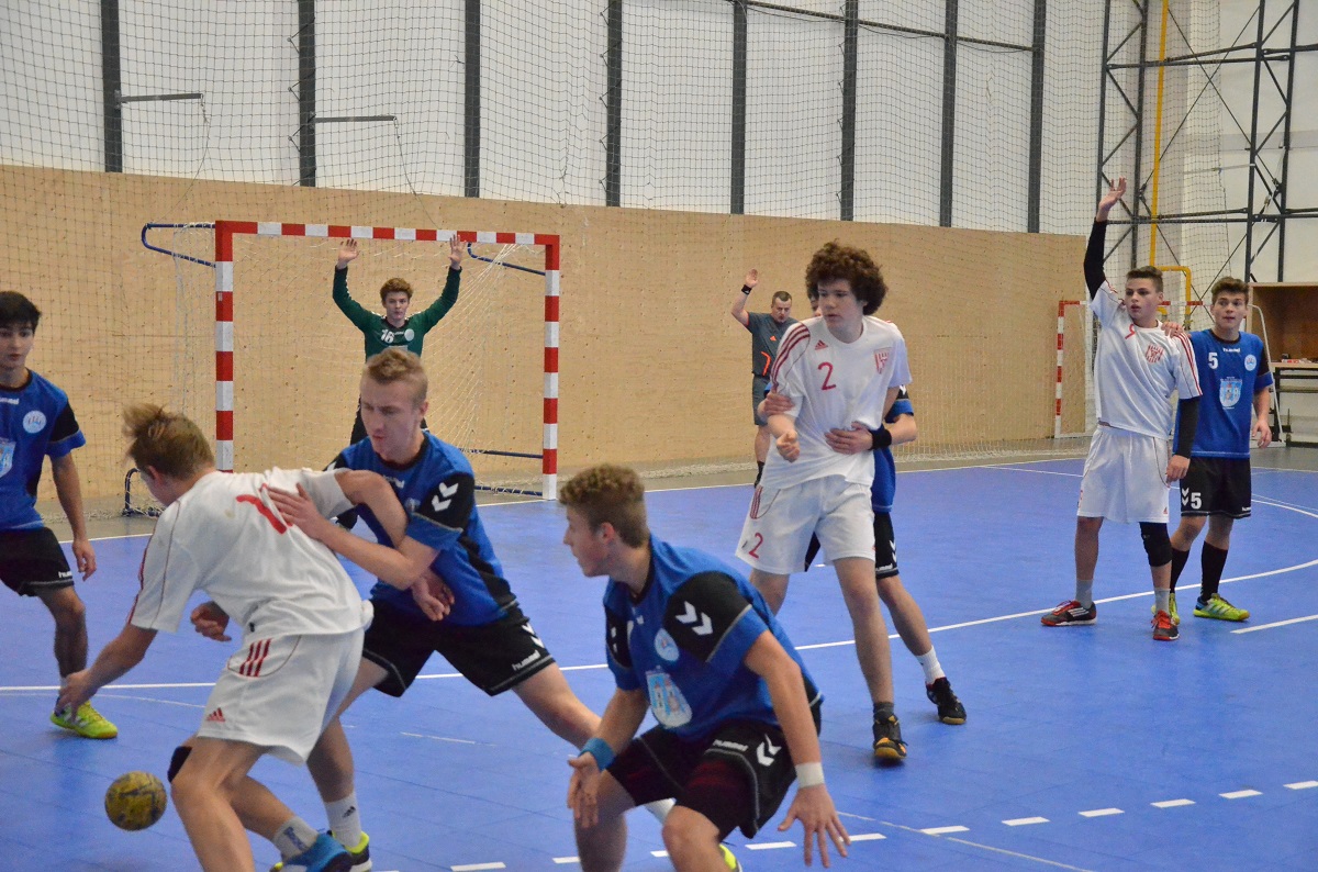 10.kolo II.ligy ml.dorostu: Sokol Úvaly - Sokol Bělá 25:22 ( 9:13 )