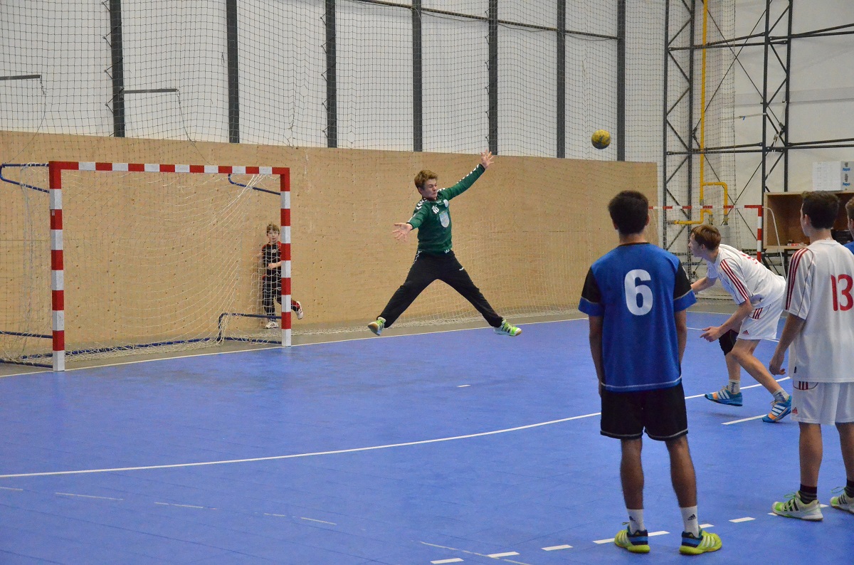 10.kolo II.ligy ml.dorostu: Sokol Úvaly - Sokol Bělá 25:22 ( 9:13 ) - fotka 15