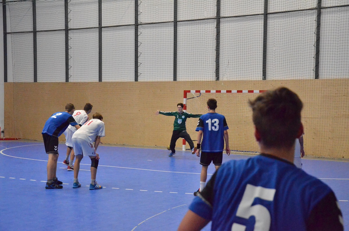 10.kolo II.ligy ml.dorostu: Sokol Úvaly - Sokol Bělá 25:22 ( 9:13 ) - fotka 18