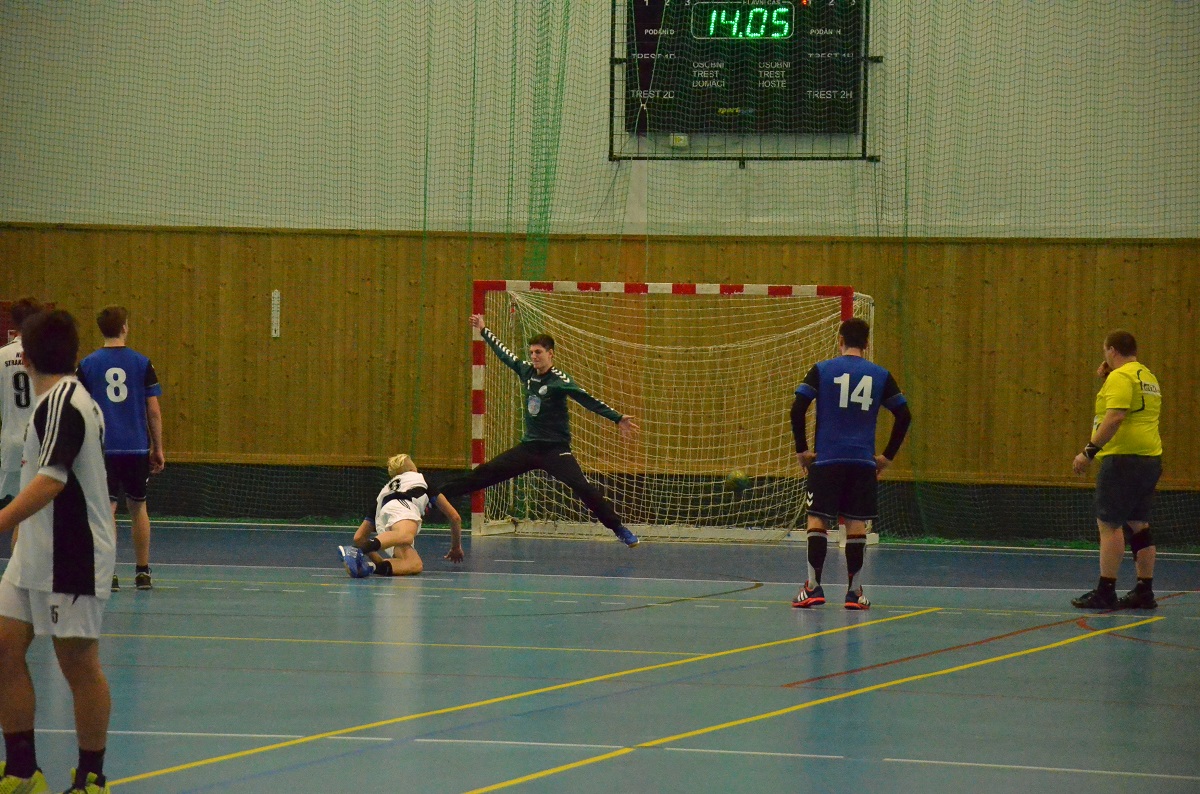 11.kolo II.ligy ml.dorostu: Sokol Bělá - HBC Strakonice  28:26 ( 14:14 ) - fotka 17