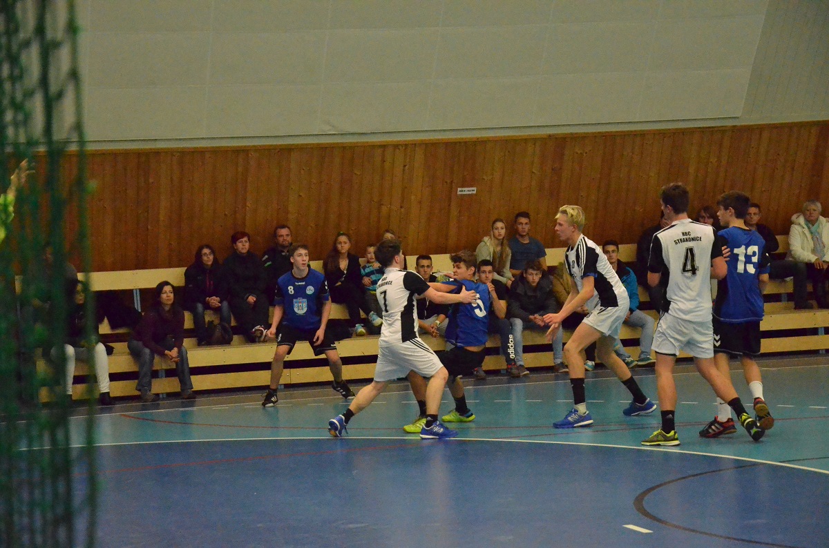 11.kolo II.ligy ml.dorostu: Sokol Bělá - HBC Strakonice  28:26 ( 14:14 ) - fotka 18