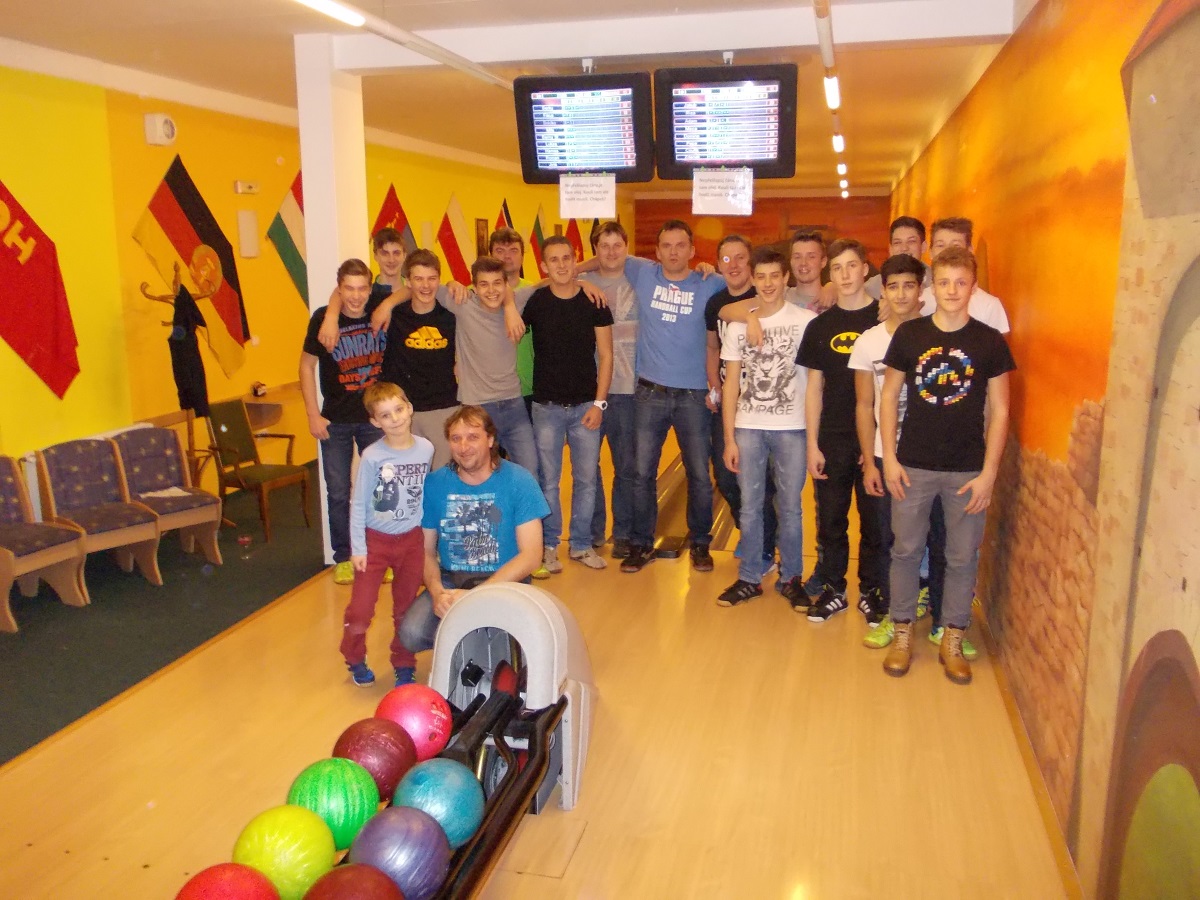 Vánoční turnaj dorostenců v bowlingu 2015