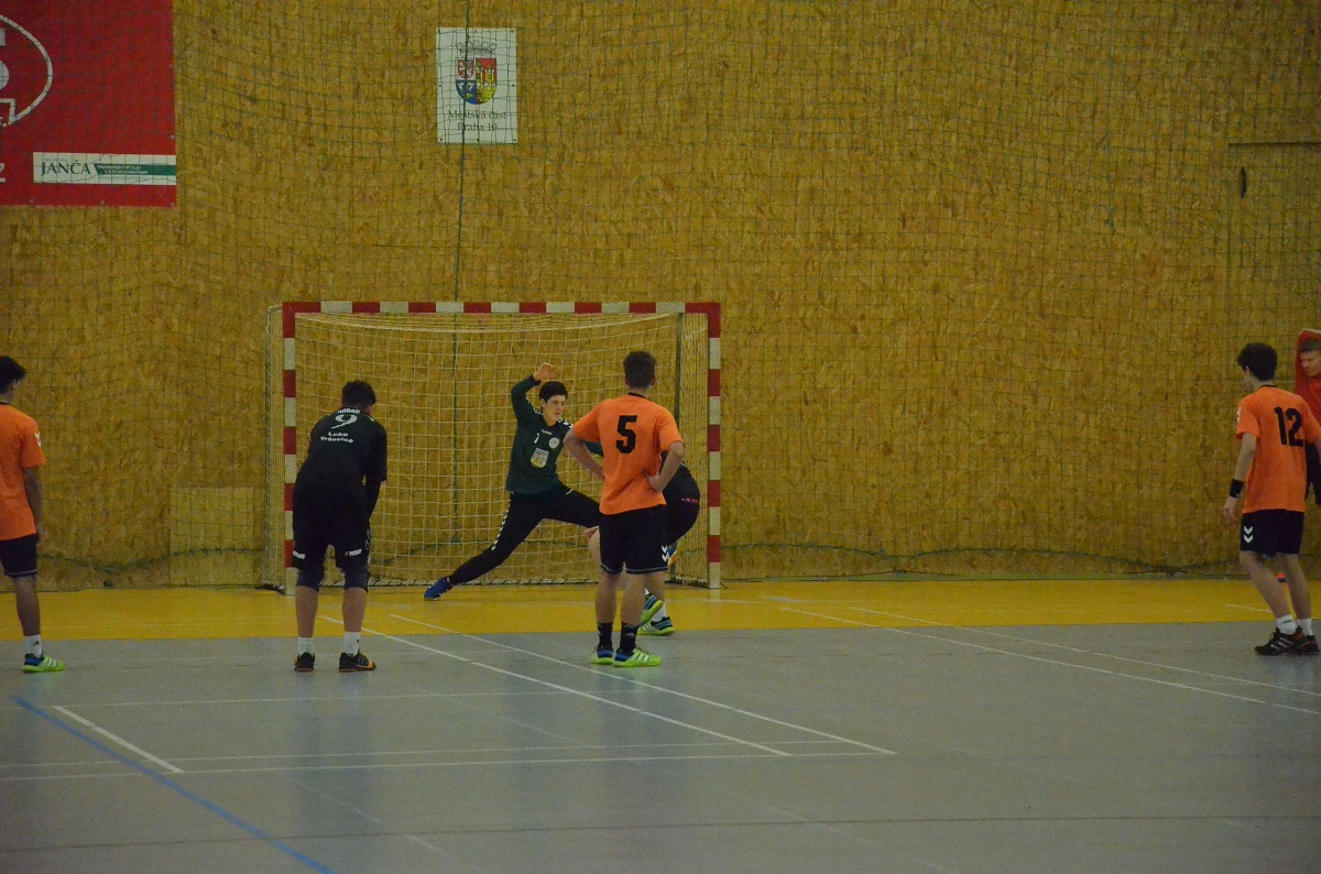 Přípravný turnaj MLD - Sokol Vršovice 24.1. 2016 - fotka 21
