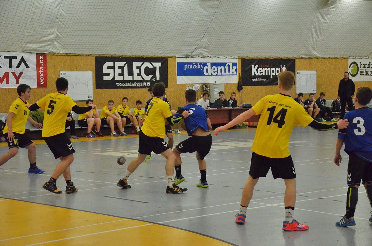 Přípravný turnaj MLD - Sokol Vršovice 24.1. 2016 - fotka 9