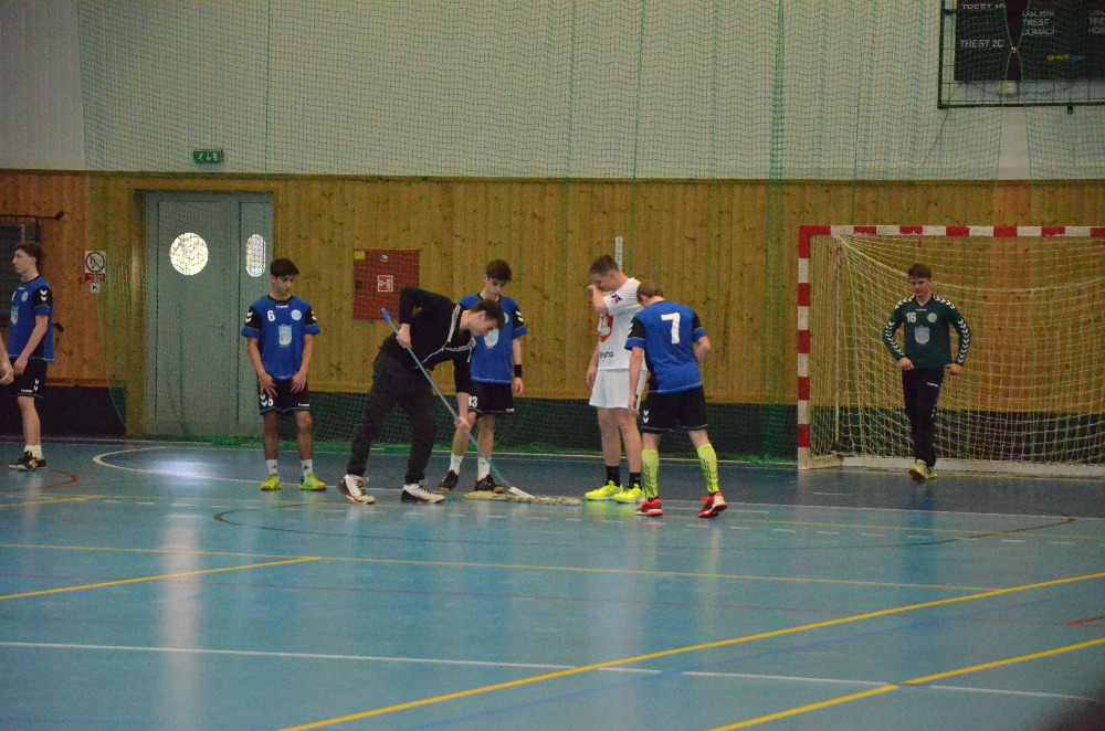 18.kolo II.ligy ml.dorostu: Sokol Bělá - 1.HC Pardubice 25:24 ( 12:11 ) - fotka 19