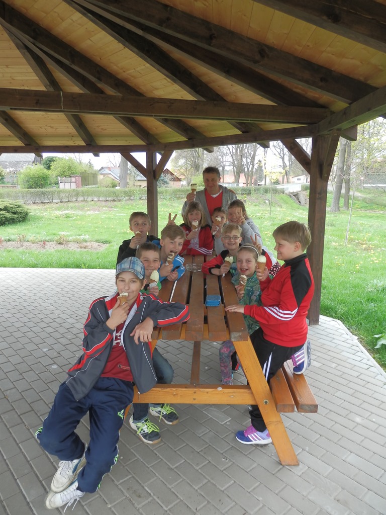 Turnaj minižáků 4+1 Zruč nad Sázavou - fotka 15