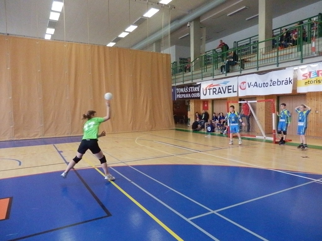 Turnaj minižáků 4+1 Zruč nad Sázavou - fotka 3