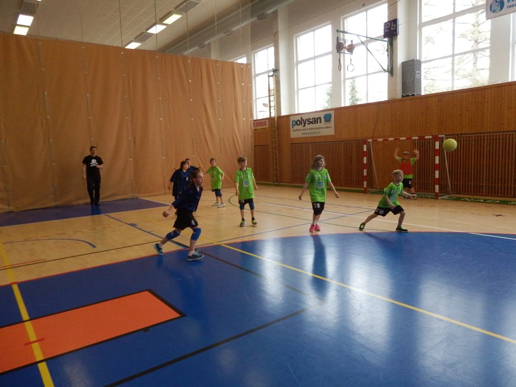 Turnaj minižáků 4+1 Zruč nad Sázavou - fotka 6