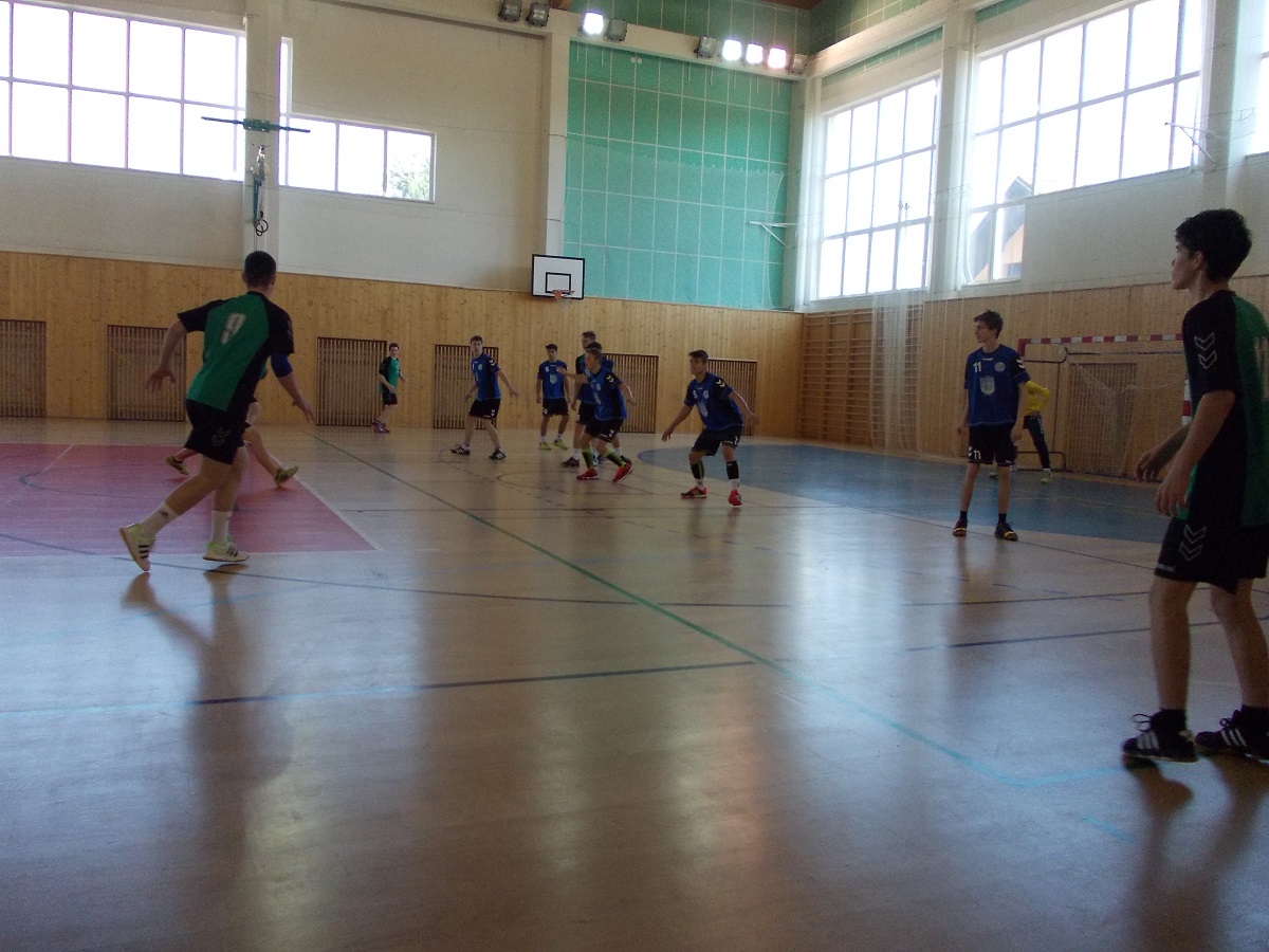 20.kolo II.ligy ml.dorostu: KF Ledeč n.S. - Sokol Bělá 26:33 ( 15:18 )