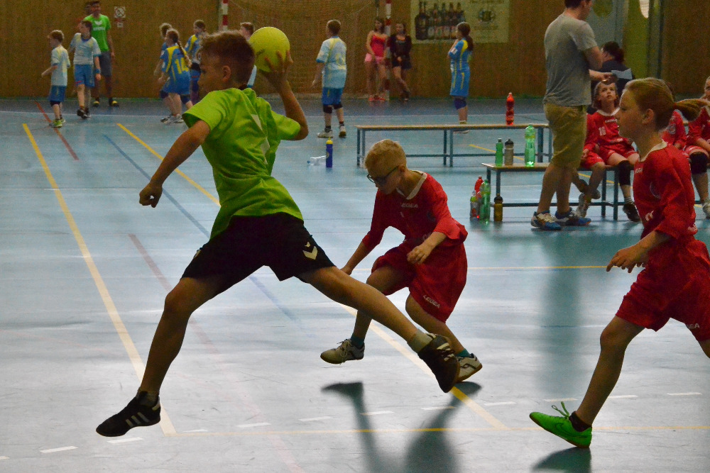 Turnaj mini 4+1 Bělá pod Bezdězem - fotka 17