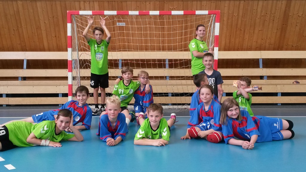 Turnaj mini 4+1 Bělá pod Bezdězem - fotka 21