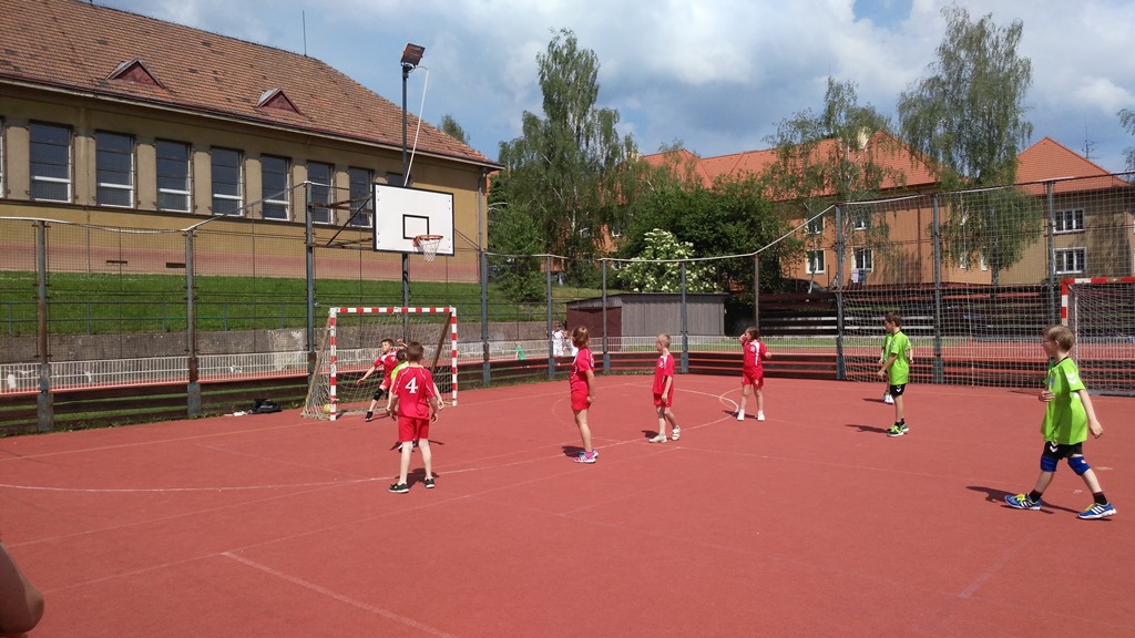Turnaj mini žáků 4+1 Příbram - fotka 12