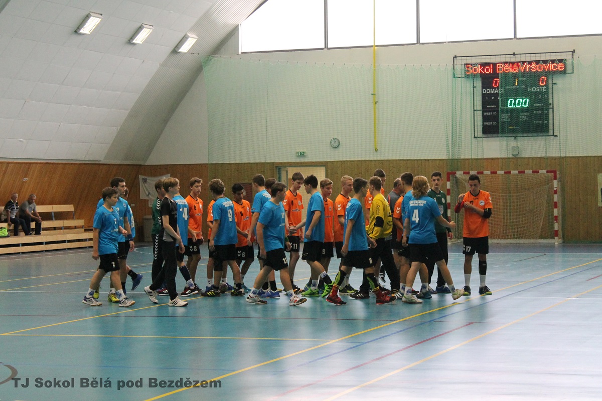 1.kolo II.ligy MLD: Sokol Bělá - Loko Vršovice 35:26 ( 14:12 ) - fotka 2
