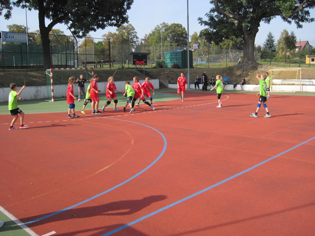 Turnaj ml.žáci 6+1 Kutná Hora 24.9.20016 - fotka 8