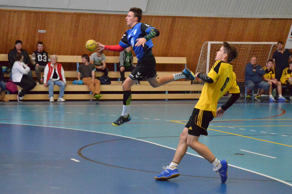 5.kolo II.ligy MLD: Sokol Bělá - Dvůr Králové 36:28 (19:13) - fotka 18