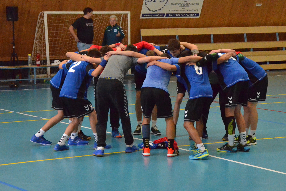 5.kolo II.ligy MLD: Sokol Bělá - Dvůr Králové 36:28 (19:13) - fotka 22