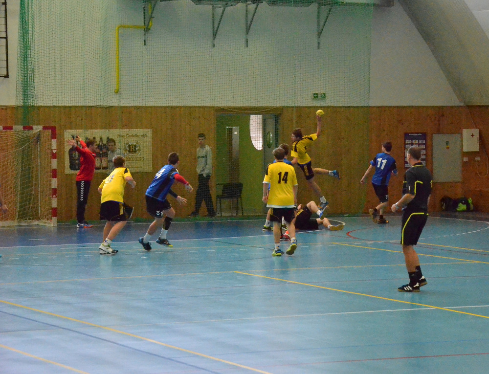 5.kolo II.ligy MLD: Sokol Bělá - Dvůr Králové 36:28 (19:13) - fotka 8