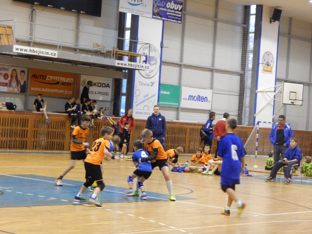 Turnaj mini 4+1 Jičín - fotka 15
