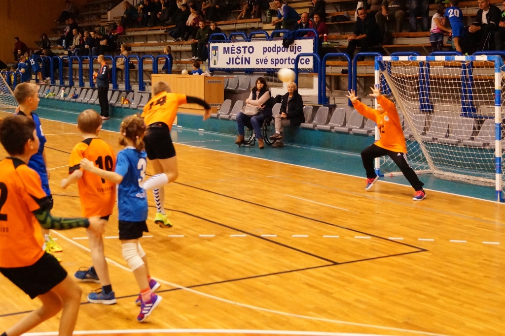 Turnaj mini 4+1 Jičín - fotka 7