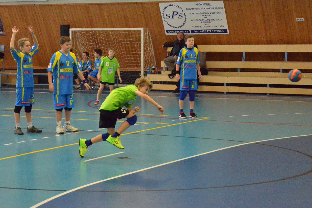 Turnaj ml.ž. Bělá pod Bezdězem 13.11.2016 - fotka 14