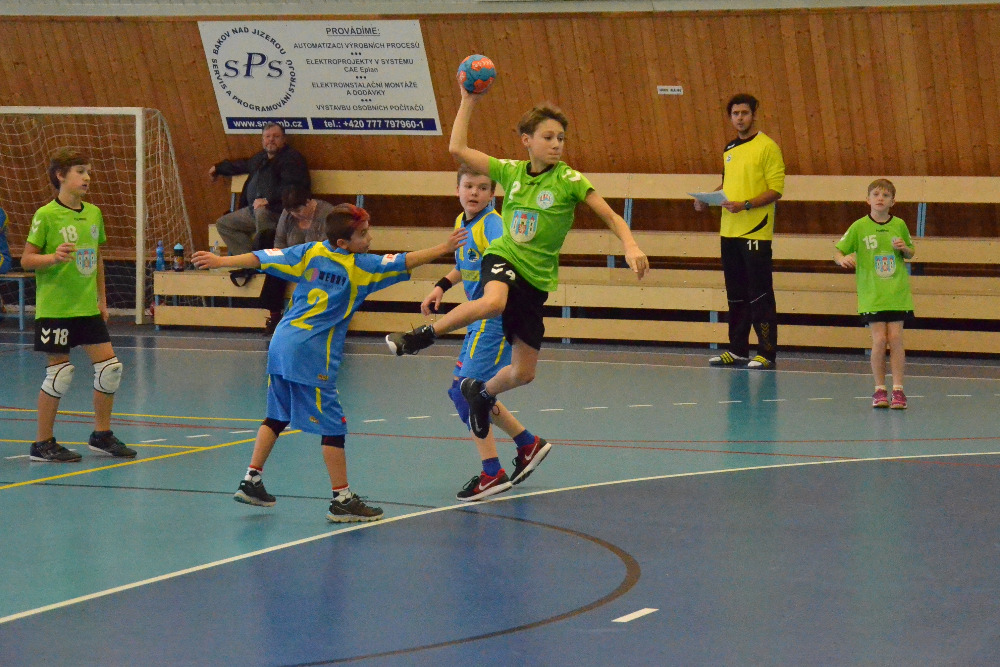 Turnaj ml.ž. Bělá pod Bezdězem 13.11.2016 - fotka 15