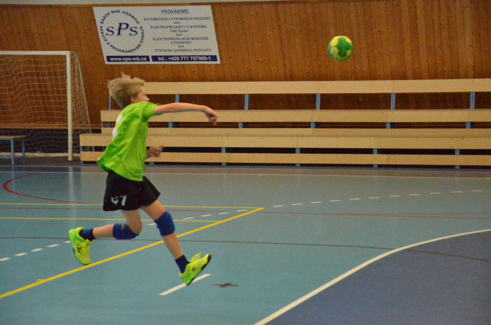 Turnaj ml.ž. Bělá pod Bezdězem 13.11.2016 - fotka 8