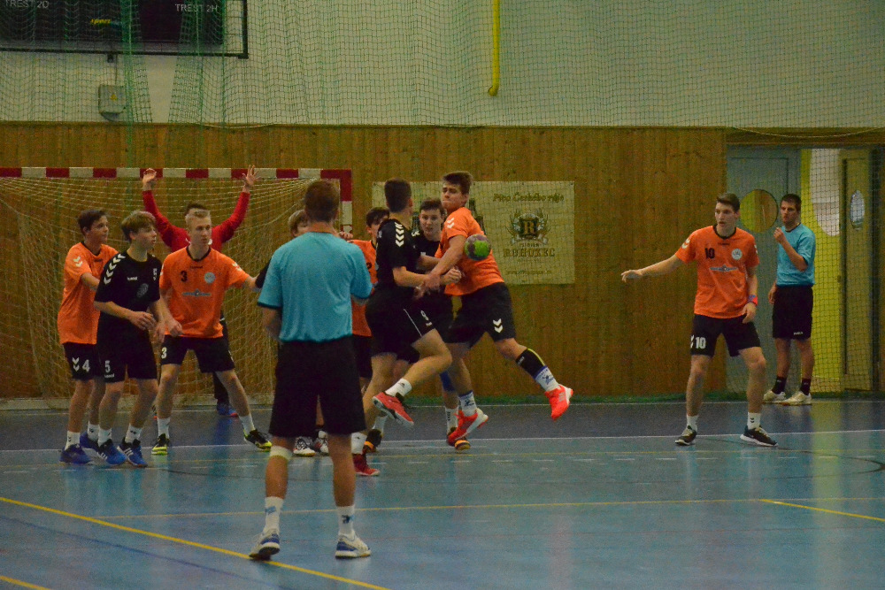 8.kolo II.ligy MLD: Sokol Bělá - HSK Tygři Ústí n.L. 38:27 ( 19:14 ) - fotka 6