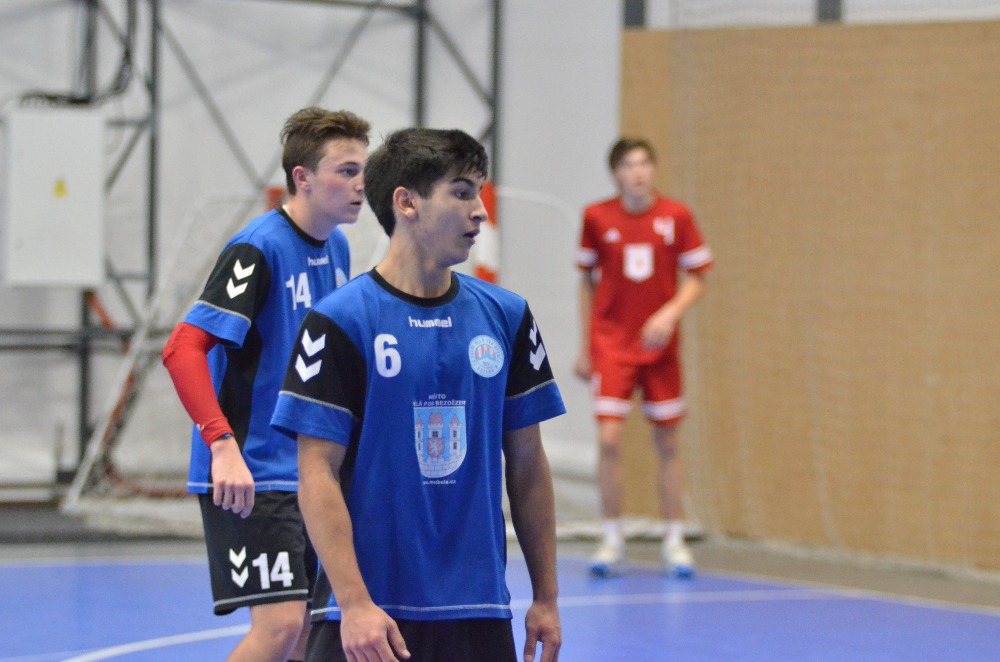 Mladší dorost vyhrál v Úvalech a přezimuje na 2.místě - fotka 14