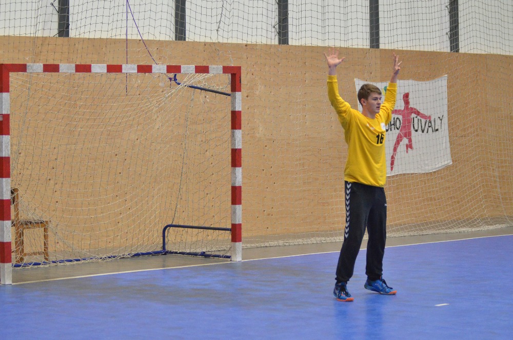 Mladší dorost vyhrál v Úvalech a přezimuje na 2.místě - fotka 5