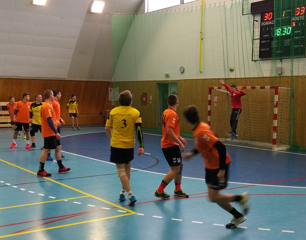 Sokol Bělá - Loko Česká Lípa 30:35 (13:13, 29:27) - fotka 2