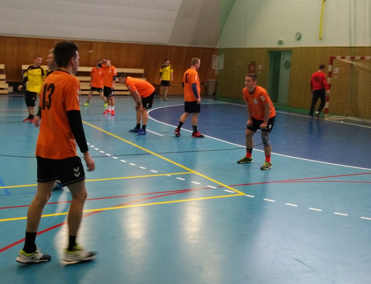 Sokol Bělá - Loko Česká Lípa 30:35 (13:13, 29:27) - fotka 3