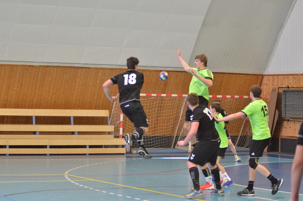 STD 2. liga: Sokol Bělá - Loko Louny 20:22 (12:13) - fotka 4