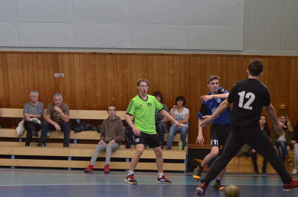 13.kolo II.ligy MLD: Sokol Bělá - Loko Louny 27:34 ( 13:19 ) - fotka 12