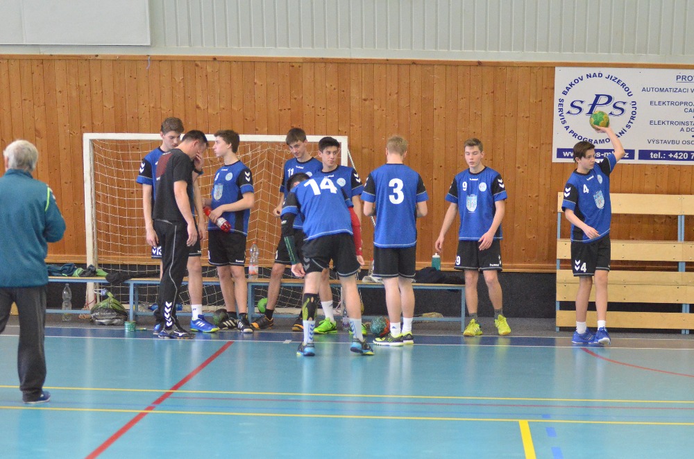 13.kolo II.ligy MLD: Sokol Bělá - Loko Louny 27:34 ( 13:19 ) - fotka 7