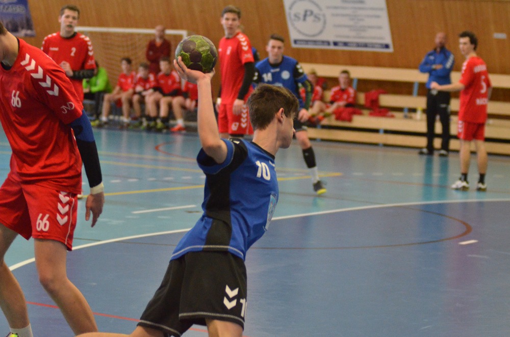 15.kolo II.ligy MLD: Sokol Bělá - TJ Náchod 32:26 ( 15:13 ) - fotka 10