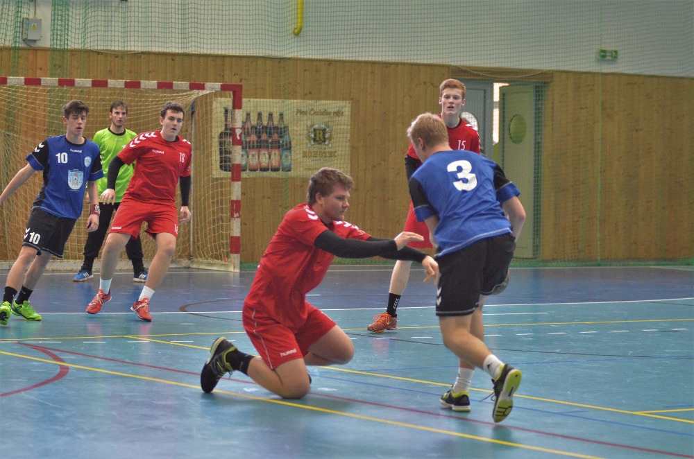 15.kolo II.ligy MLD: Sokol Bělá - TJ Náchod 32:26 ( 15:13 ) - fotka 18